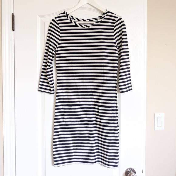 Striped Navy T-shirt Dress with Pockets - Picture 7 of 9